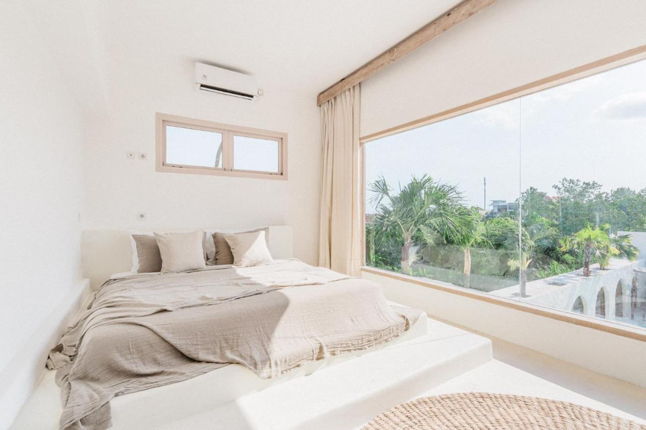 Hotel Sages Canggu Kültér fotó